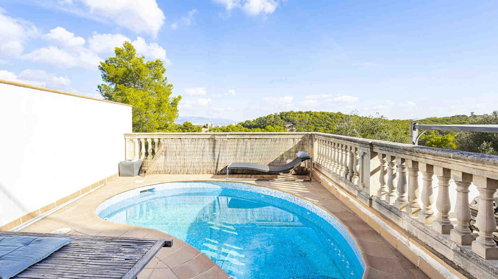 4 soveværelse Villa til salg i Genova med swimmingpool - € 1.100.000 (Ref: 7220672)