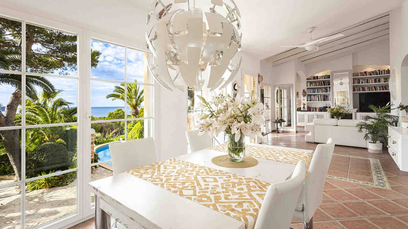 4 bedroom Villa for sale in Costa de la Calma with pool - € 1,980,000 (Ref: 7251953)