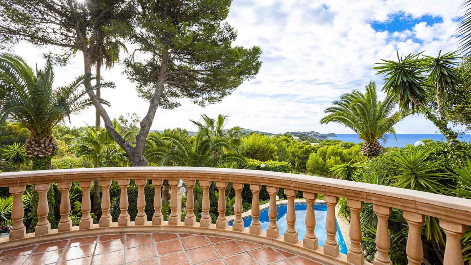 4 bedroom Villa for sale in Costa de la Calma with pool - € 1,980,000 (Ref: 7251953)