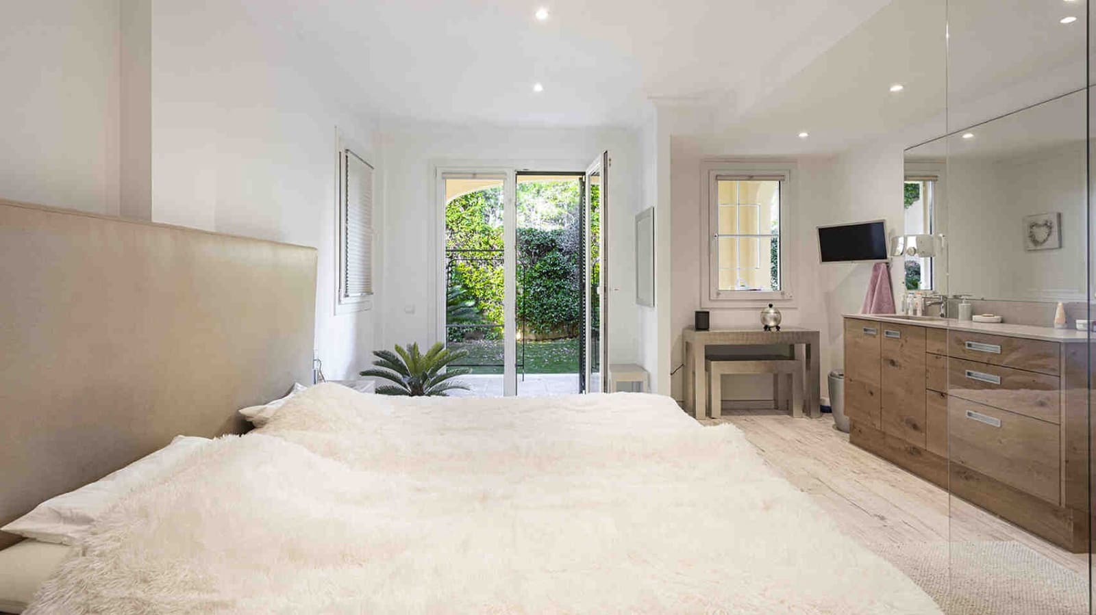 3 soverom Villa til salgs i Es Camp De Mar / El Camp De Mar med svømmebasseng - € 1 050 000 (Ref: 7299388)