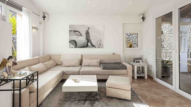 3 soverom Villa til salgs i Es Camp De Mar / El Camp De Mar, Andratx med svømmebasseng - € 1 050 000 (Ref: 7299388)