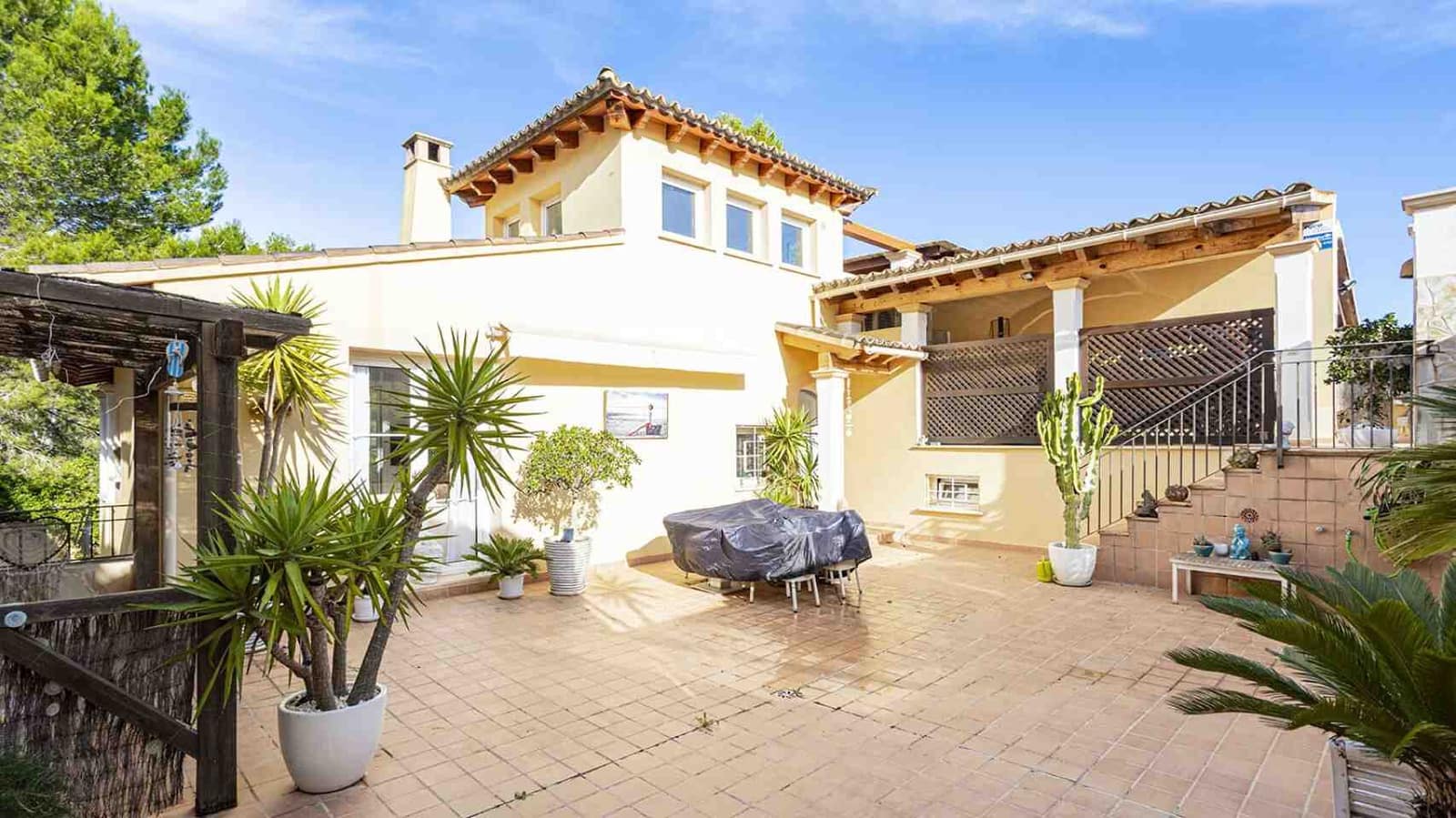 3 soverom Villa til salgs i Es Camp De Mar / El Camp De Mar med svømmebasseng - € 1 050 000 (Ref: 7299388)