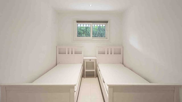 3 sypialnia Apartament na sprzedaż w Puerto Portals, Calvià z basenem - 749 000 € (Ref: 7302986)