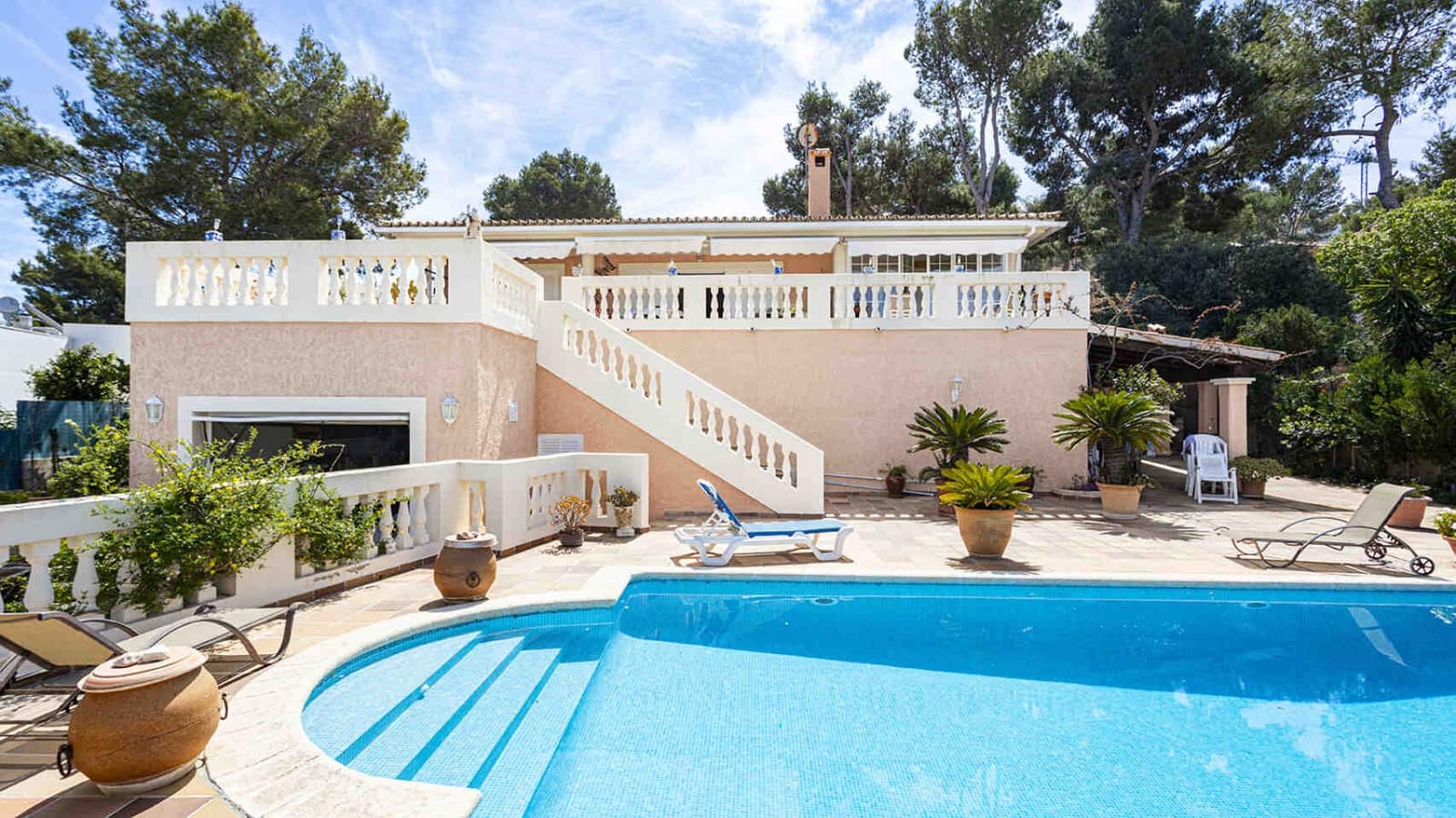 4 soverom Villa til salgs i Santa Ponsa med svømmebasseng garasje - € 3 195 000 (Ref: 7524506)