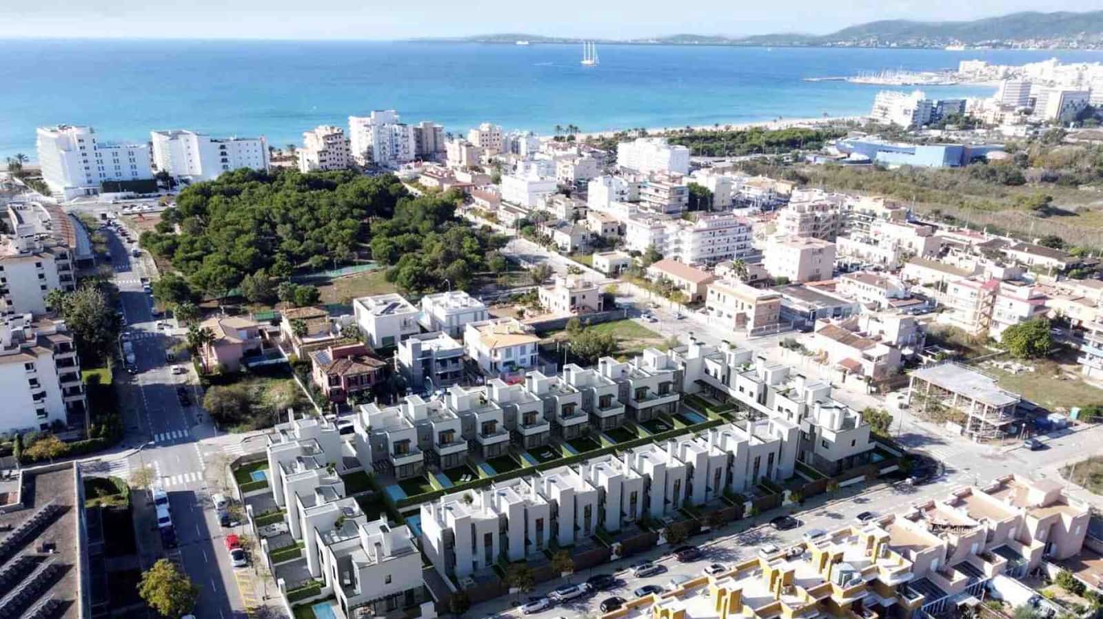 4 soverom Villa til salgs i Palma de Mallorca med svømmebasseng garasje - € 1 115 000 (Ref: 7678305)