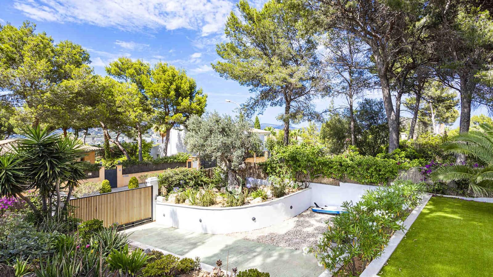 5 bedroom Villa for sale in Santa Ponsa with pool garage - € 3,450,000 (Ref: 7684153)