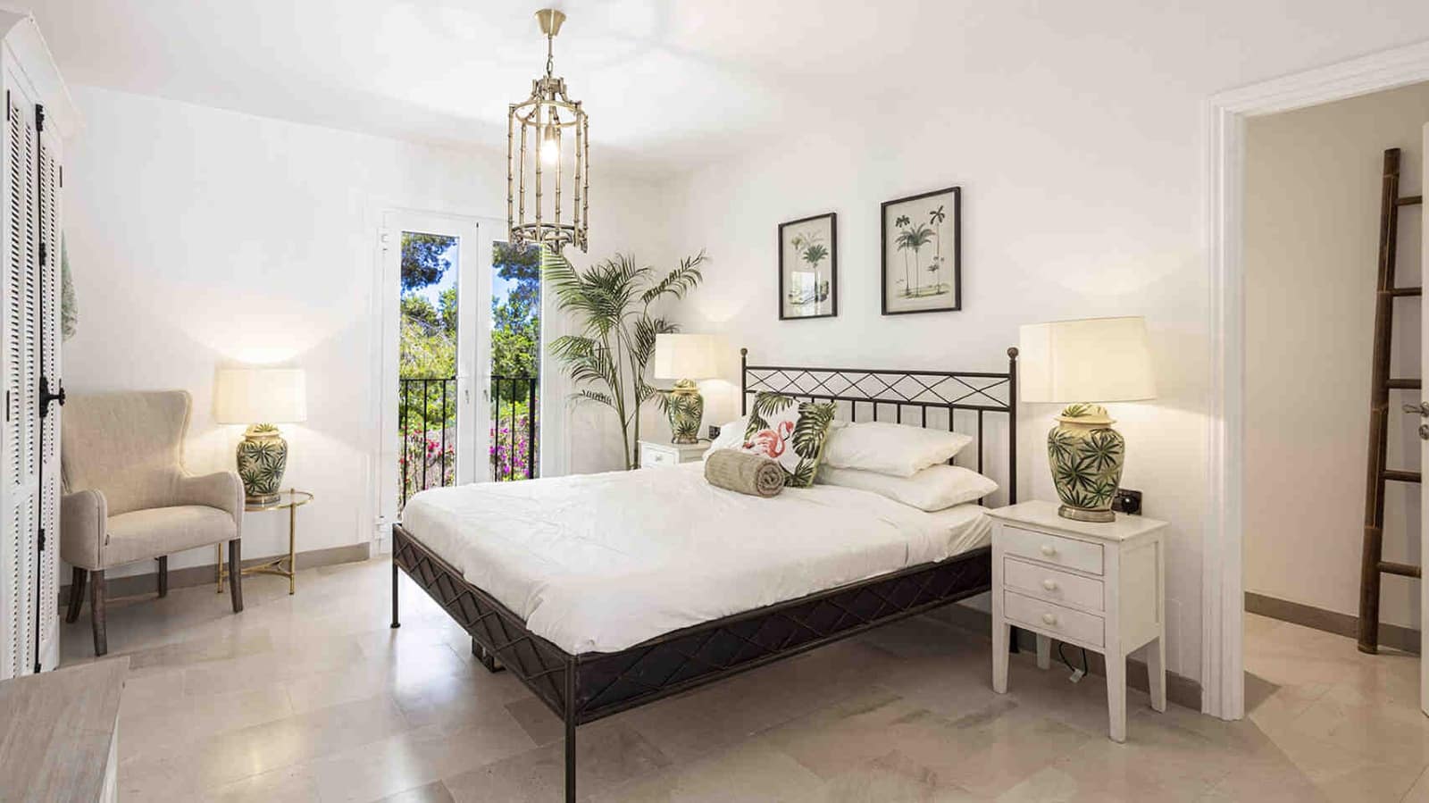 5 bedroom Villa for sale in Santa Ponsa with pool garage - € 3,450,000 (Ref: 7684153)