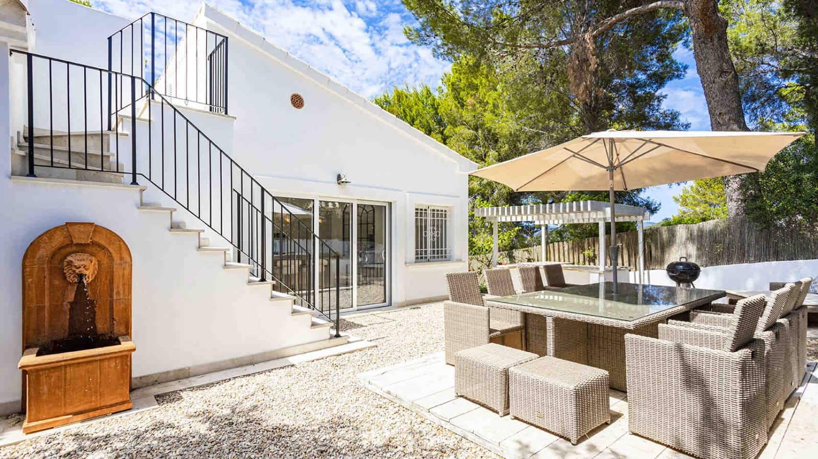 5 bedroom Villa for sale in Santa Ponsa with pool garage - € 3,450,000 (Ref: 7684153)