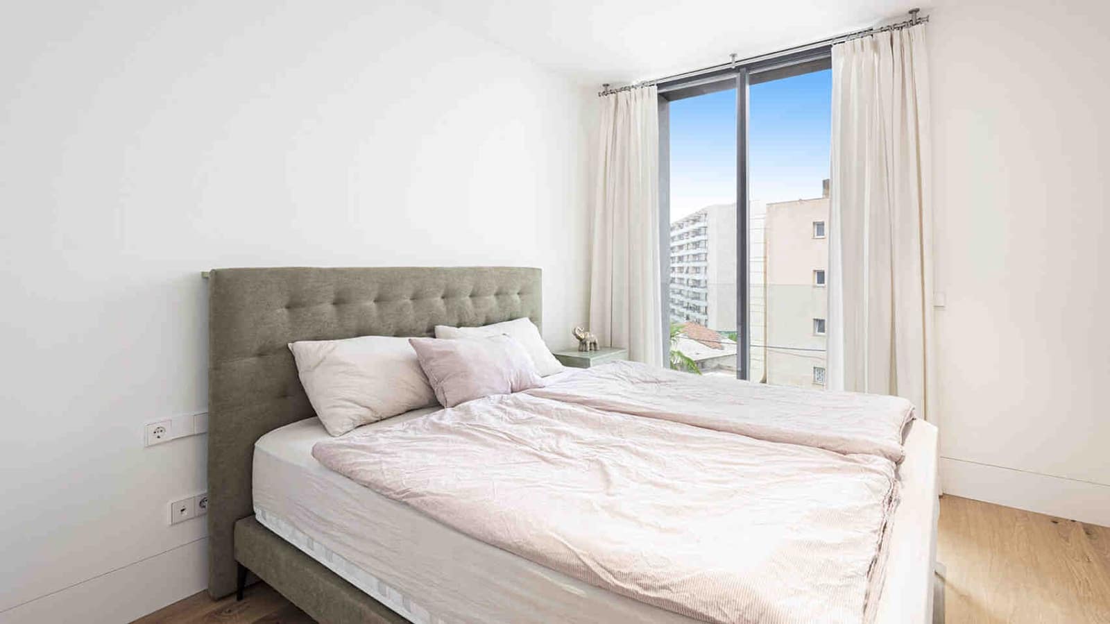 3 soveværelse Lejlighed til salg i Palma de Mallorca med swimmingpool - € 1.695.000 (Ref: 7713527)