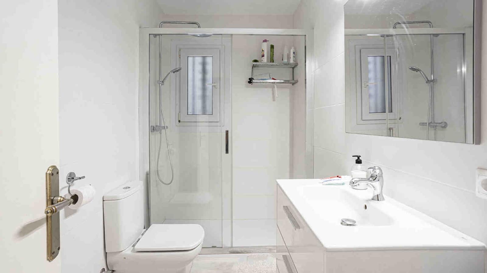 5 bedroom Villa for sale in Santa Ponsa with pool - € 1,950,000 (Ref: 7734456)