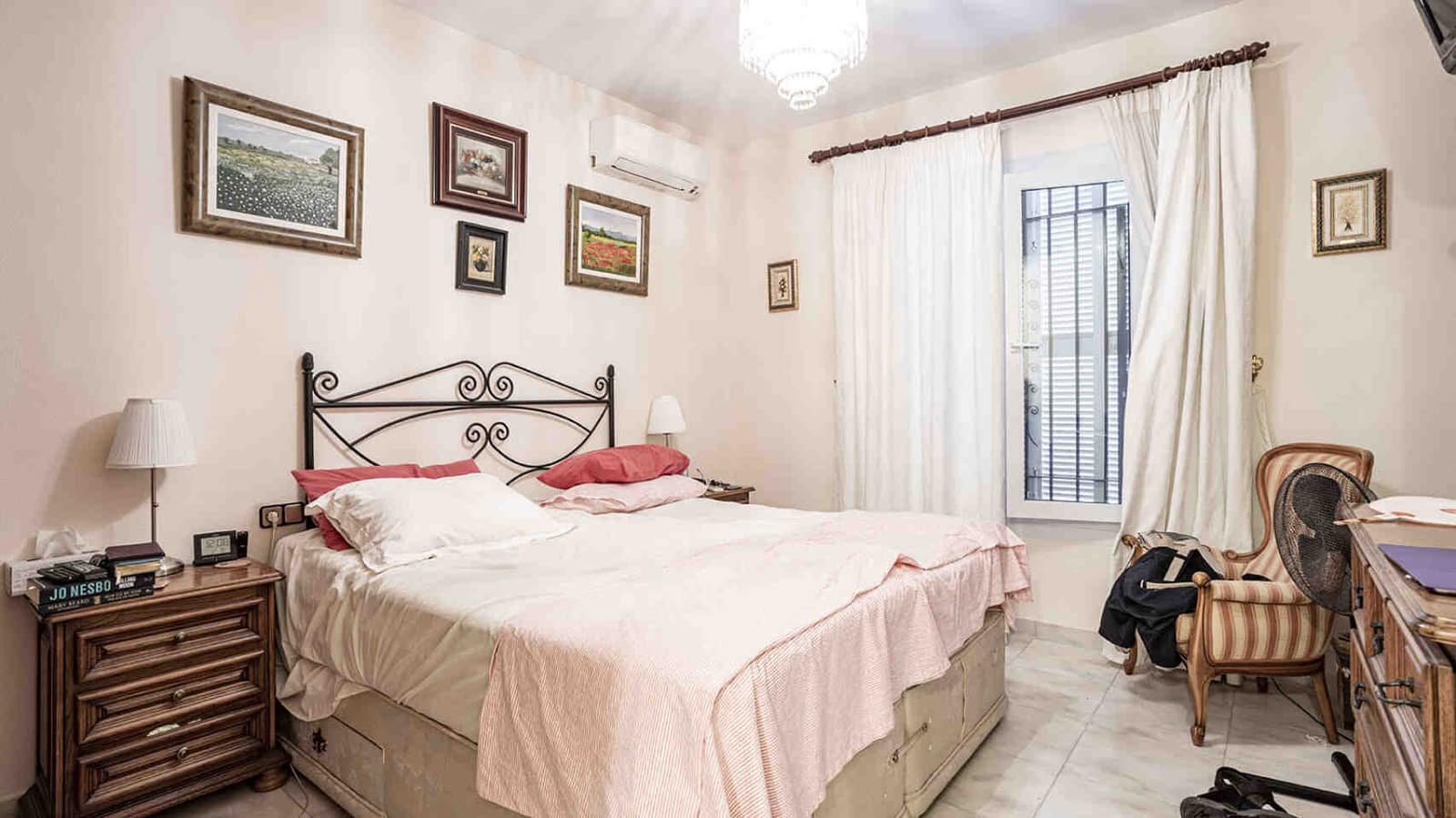 5 bedroom Villa for sale in Santa Ponsa with pool - € 1,950,000 (Ref: 7734456)