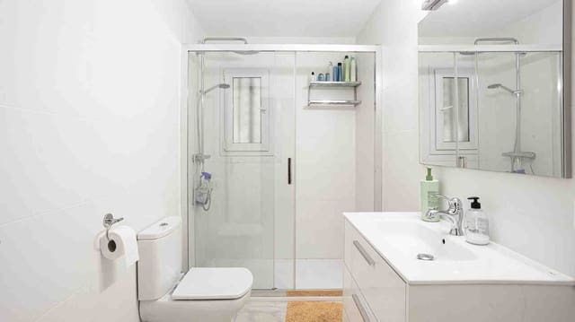 Chalet de 5 habitaciones en Santa Ponsa, Calvià en venta con piscina - 1.950.000 € (Ref: 7734456)