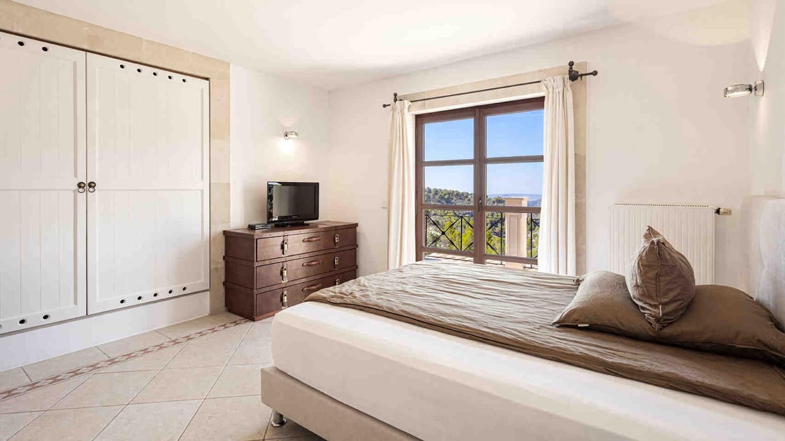 3 soverom Villa til salgs i Calvia med svømmebasseng garasje - € 2 250 000 (Ref: 7750603)