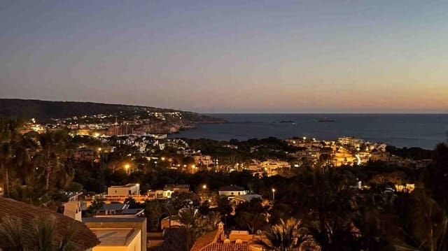 4 Zimmer Villa zu verkaufen in Santa Ponsa, Calvià mit Pool - 9.890.000 € (Ref: 7754785)