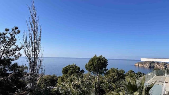 4 Zimmer Villa zu verkaufen in Santa Ponsa, Calvià mit Pool - 9.890.000 € (Ref: 7754785)