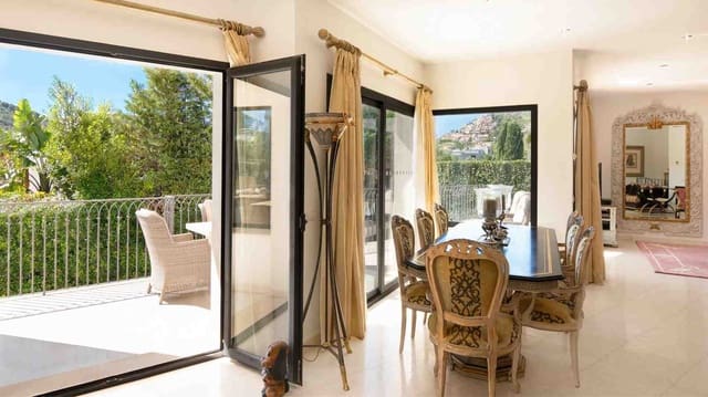 3 slaapkamer Villa te koop in Puerto de Andratx, Andratx met zwembad - € 3.550.000 (Ref: 7826728)