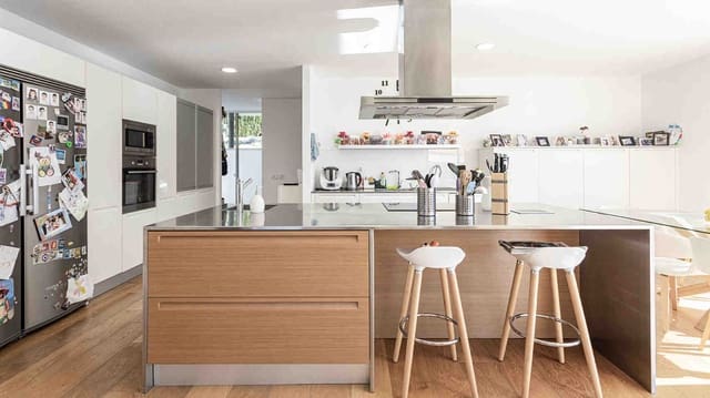 4 soveværelse Villa til salg i Cala Vinyes / Cala Vinyas / Cala Viñas, Calvià med swimmingpool garage - € 3.455.000 (Ref: 7934312)