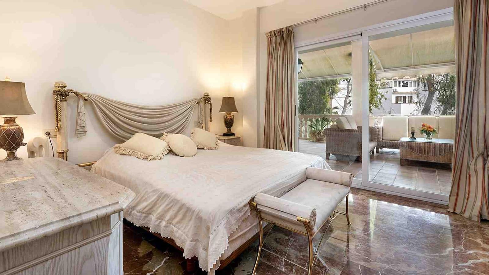 4 sypialnia Willa na sprzedaż w Costa d'en Blanes z basenem - 1 999 995 € (Ref: 8088823)