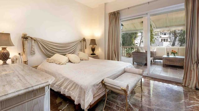 4 sypialnia Willa na sprzedaż w Costa d'en Blanes, Calvià z basenem - 1 999 995 € (Ref: 8088823)