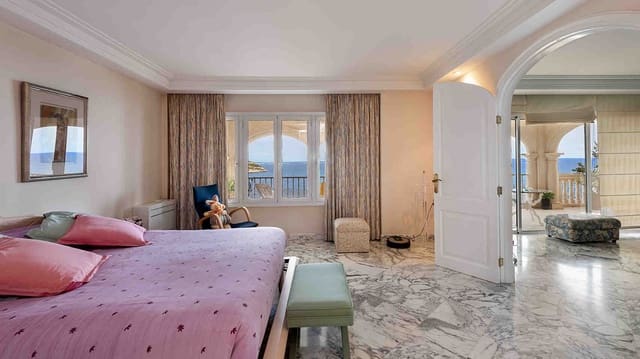 9 soveværelse Villa til salg i Cala Vinyes / Cala Vinyas / Cala Viñas, Calvià med swimmingpool - € 9.900.000 (Ref: 8114373)