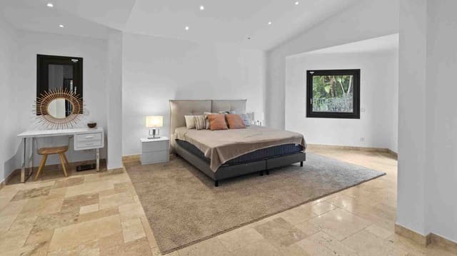 5 quarto Moradia para venda em Santa Ponsa, Calvià com piscina - 7 950 000 € (Ref: 8213324)