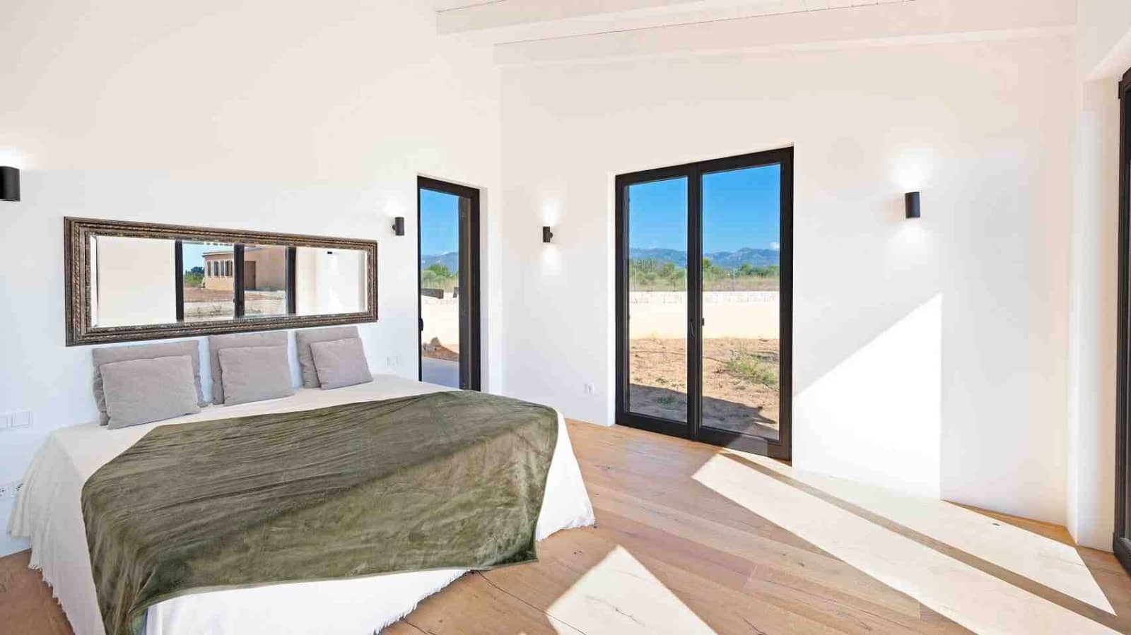 4 soverom Finca/Herregård til salgs i Santa Maria del Cami med svømmebasseng - € 4 250 000 (Ref: 8250036)