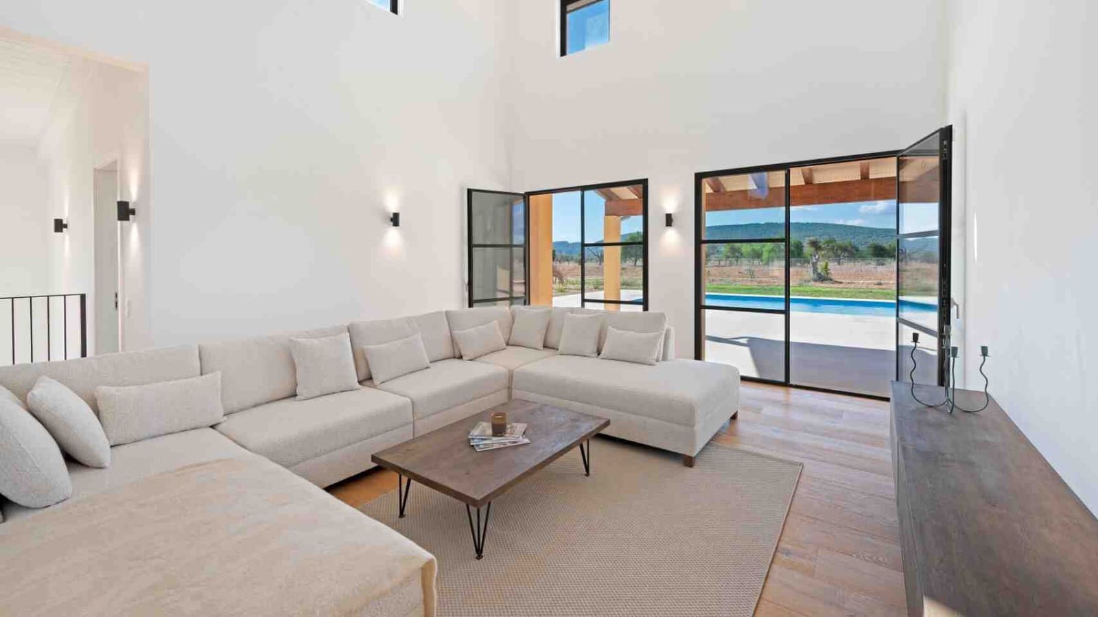 4 soverom Finca/Herregård til salgs i Santa Maria del Cami med svømmebasseng - € 4 250 000 (Ref: 8250036)