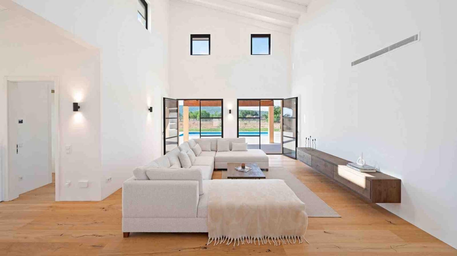 4 soverom Finca/Herregård til salgs i Santa Maria del Cami med svømmebasseng - € 4 250 000 (Ref: 8250036)