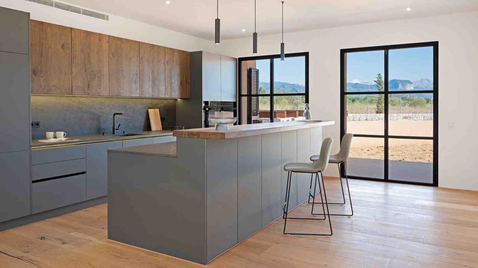 4 soverom Finca/Herregård til salgs i Santa Maria del Cami med svømmebasseng - € 4 250 000 (Ref: 8250036)