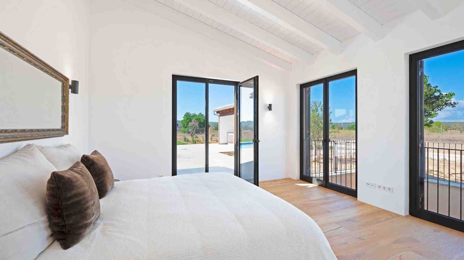 4 soverom Finca/Herregård til salgs i Santa Maria del Cami med svømmebasseng - € 4 250 000 (Ref: 8250036)