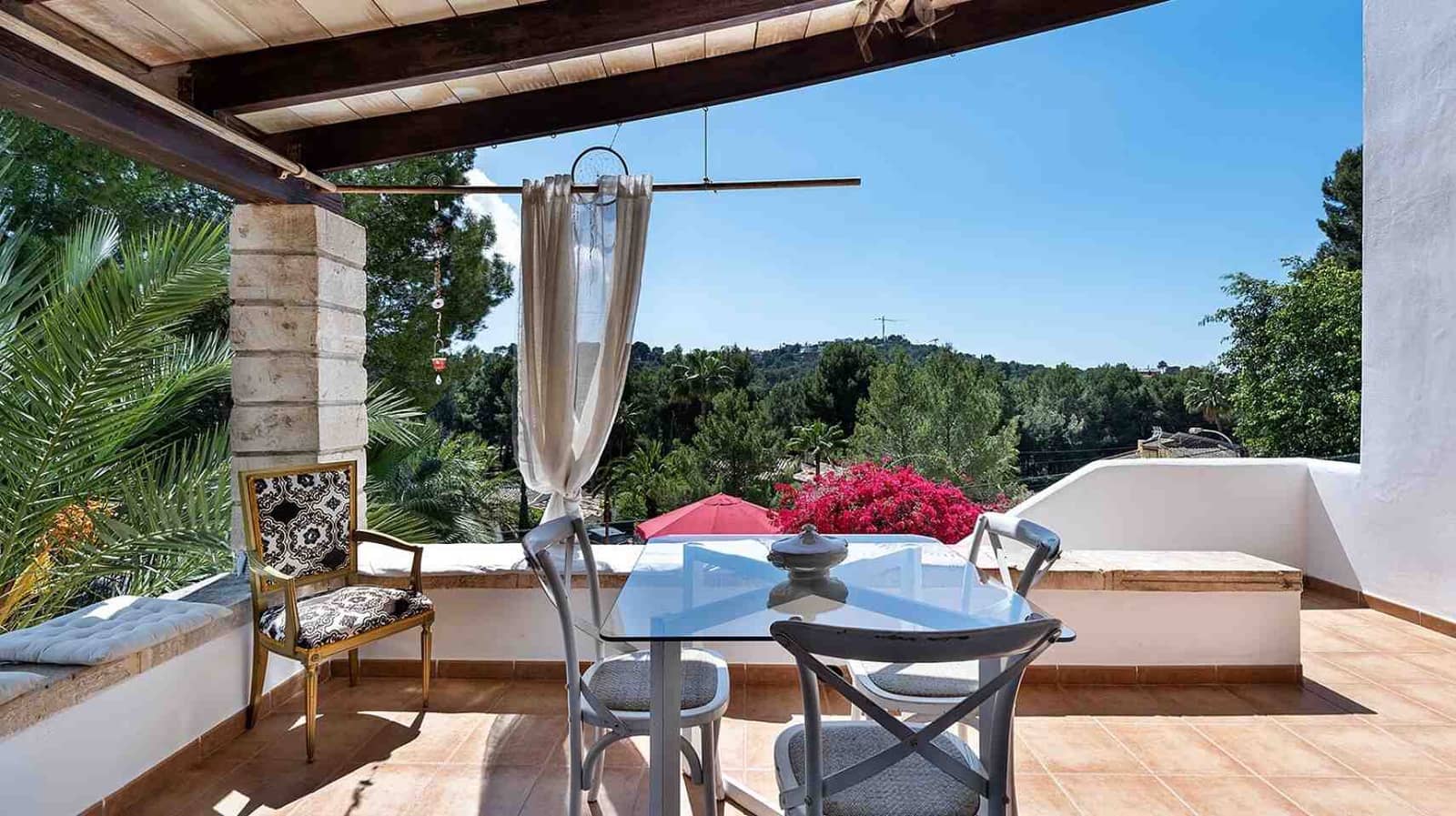 4 soveværelse Villa til salg i Costa de la Calma med swimmingpool garage - € 1.350.000 (Ref: 8250037)