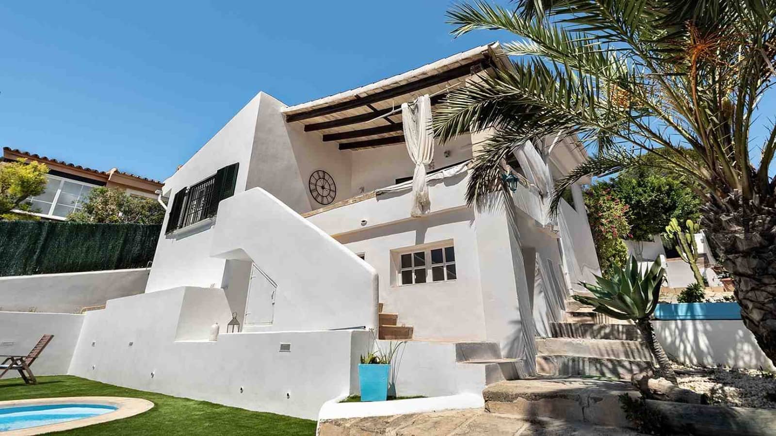 4 soveværelse Villa til salg i Costa de la Calma med swimmingpool garage - € 1.350.000 (Ref: 8250037)