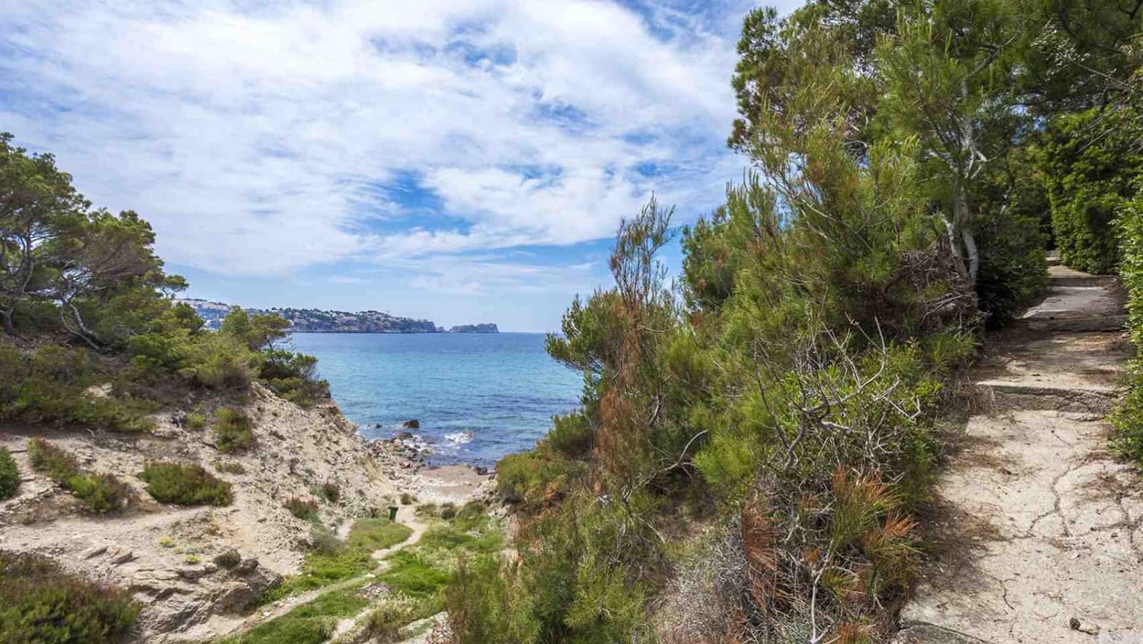 4 soveværelse Villa til salg i Costa de la Calma med swimmingpool garage - € 1.350.000 (Ref: 8250037)