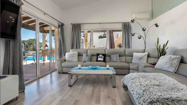 4 soveværelse Villa til salg i Sol de Mallorca, Calvià med swimmingpool - € 2.350.000 (Ref: 8262917)