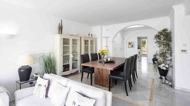 3 soverom Penthouse til salgs i Santa Ponsa, Calvià med svømmebasseng - € 1 280 000 (Ref: 8299353)