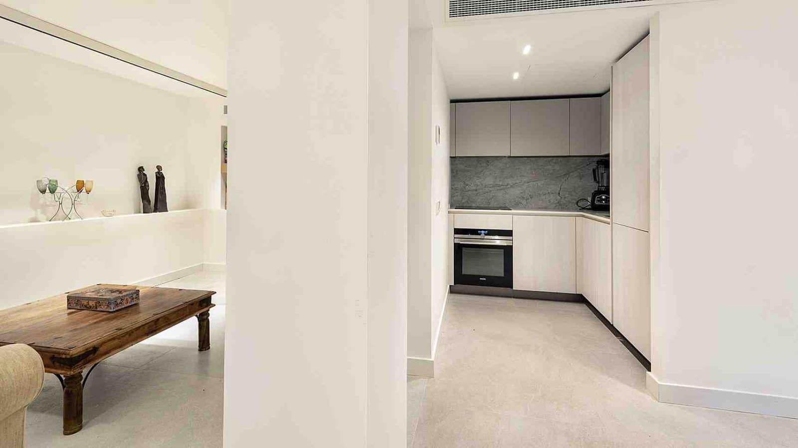 5 soveværelse Villa til salg i Bendinat med swimmingpool - € 3.800.000 (Ref: 8326527)