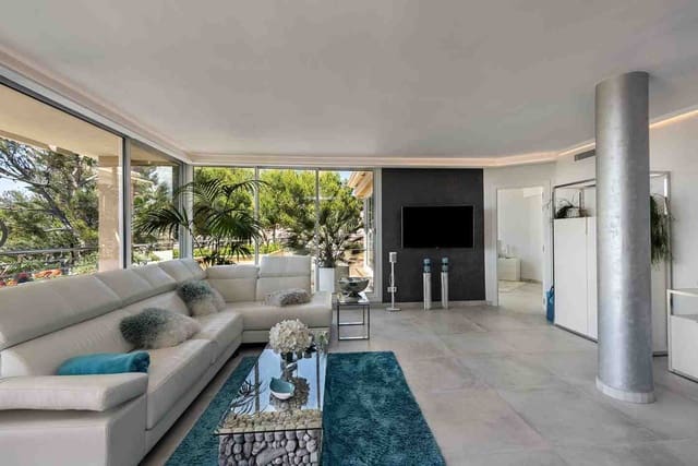 3 slaapkamer Penthouse te koop in Santa Ponsa, Calvià met zwembad - € 1.995.000 (Ref: 8337187)