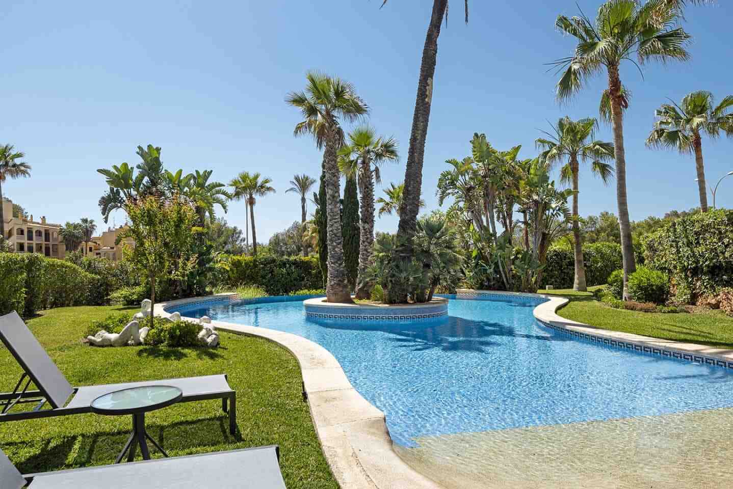 3 slaapkamer Penthouse te koop in Santa Ponsa met zwembad - € 1.995.000 (Ref: 8337187)