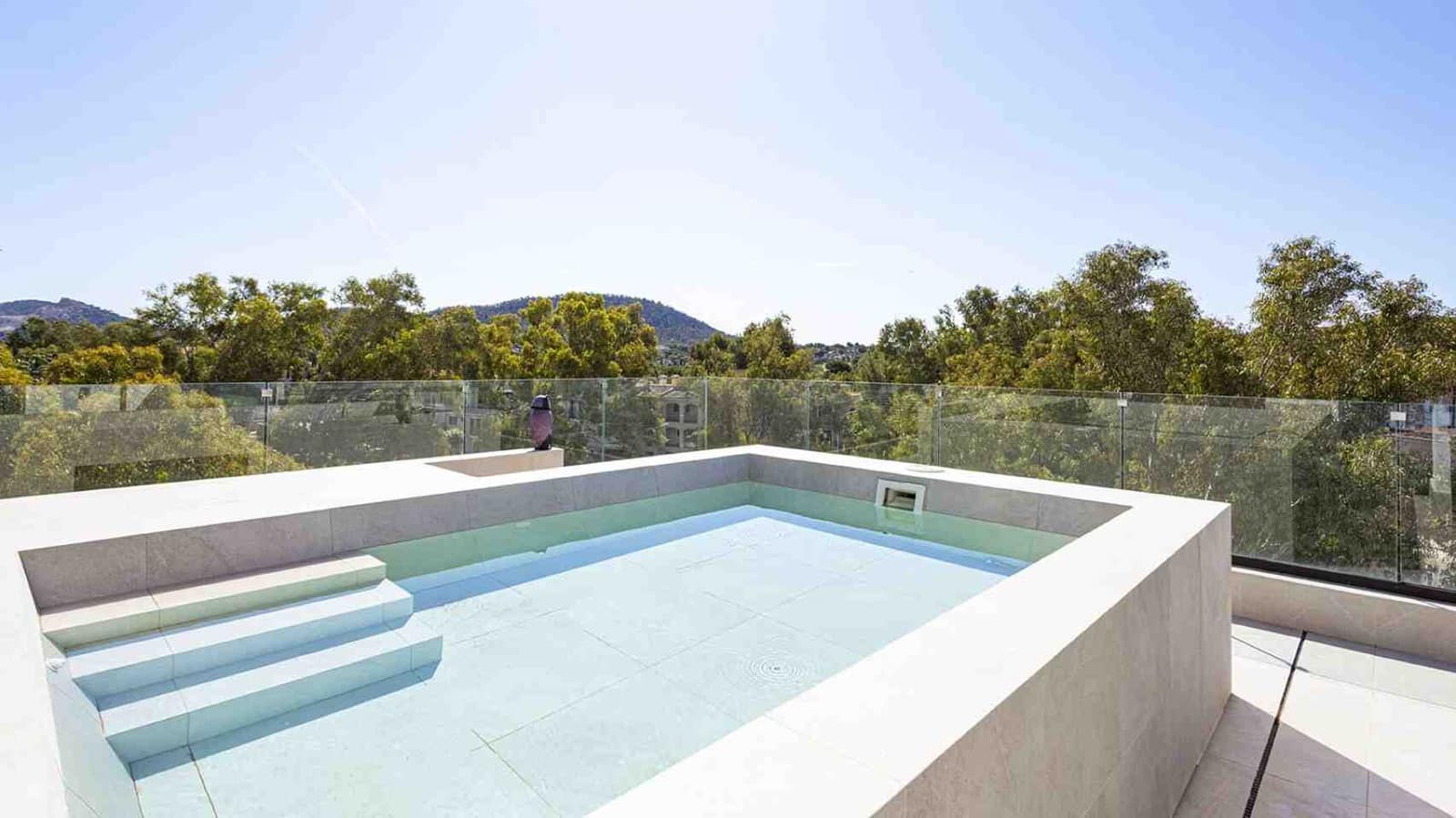 2 soverom Penthouse til salgs i Santa Ponsa med svømmebasseng - € 1 085 000 (Ref: 8343734)