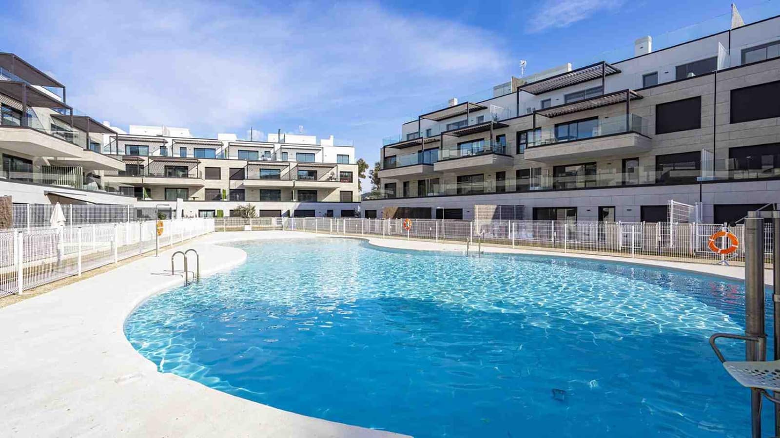 2 soverom Penthouse til salgs i Santa Ponsa med svømmebasseng - € 1 085 000 (Ref: 8343734)