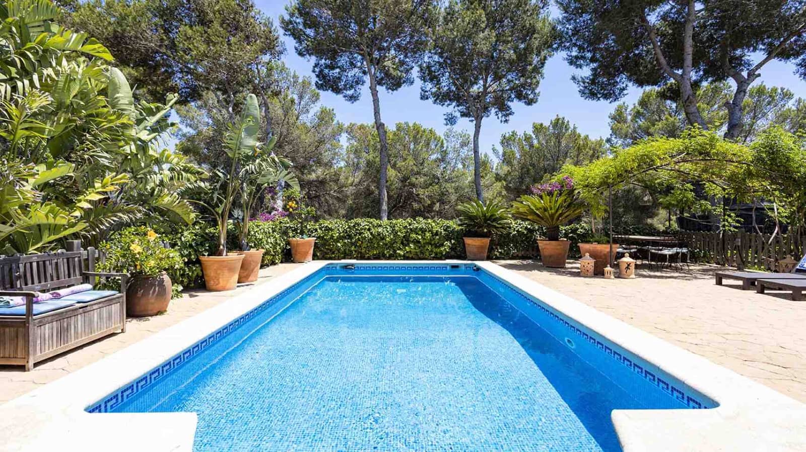 4 soveværelse Villa til salg i Santa Ponsa med swimmingpool - € 1.750.000 (Ref: 8358203)