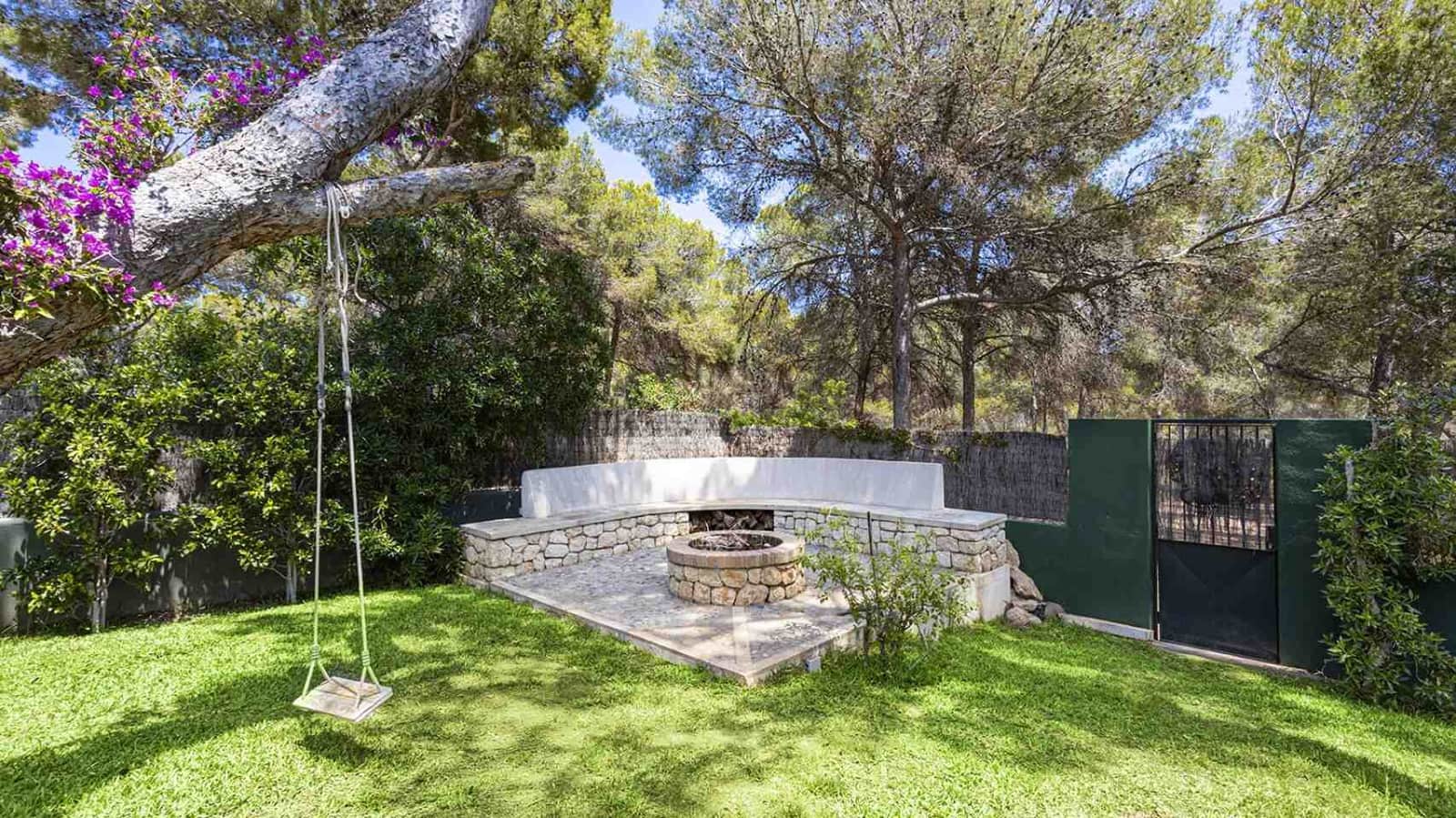 4 soveværelse Villa til salg i Santa Ponsa med swimmingpool - € 1.750.000 (Ref: 8358203)