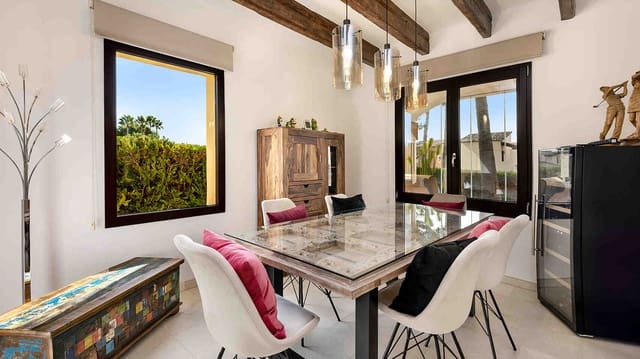 3 Zimmer Apartment zu verkaufen in Santa Ponsa, Calvià mit Pool - 1.800.000 € (Ref: 8384192)