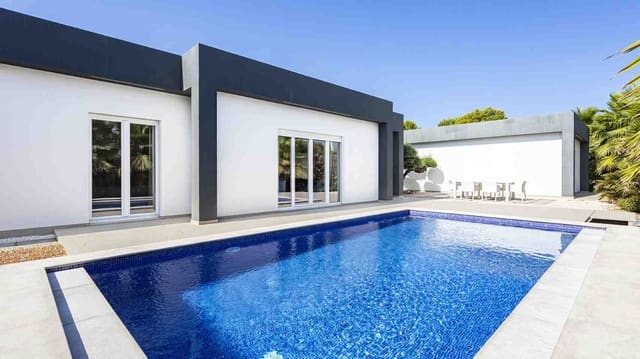 4 Zimmer Villa zu verkaufen in Santa Ponsa, Calvià mit Pool - 2.250.000 € (Ref: 8471271)