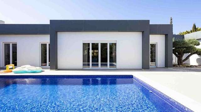 4 Zimmer Villa zu verkaufen in Santa Ponsa, Calvià mit Pool - 2.250.000 € (Ref: 8471271)