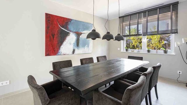 4 Zimmer Villa zu verkaufen in Santa Ponsa, Calvià mit Pool - 2.250.000 € (Ref: 8471271)