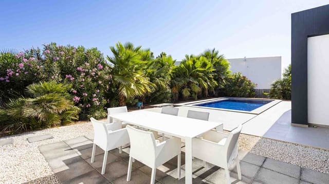 4 Zimmer Villa zu verkaufen in Santa Ponsa, Calvià mit Pool - 2.250.000 € (Ref: 8471271)