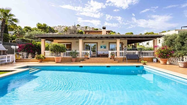 4 soveværelse Villa til salg i Santa Ponsa, Calvià med swimmingpool - € 2.400.000 (Ref: 8489585)
