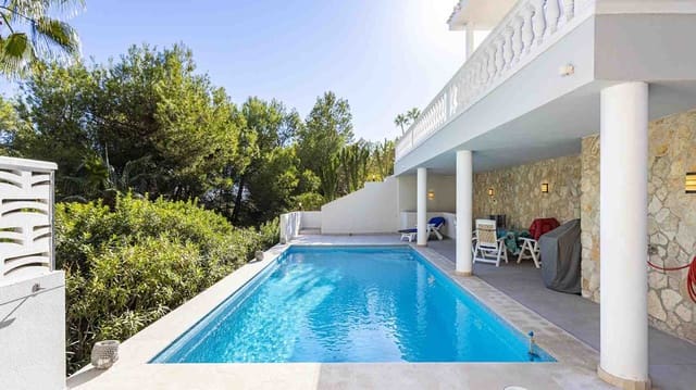 4 soverom Villa til salgs i Costa de la Calma, Calvià med svømmebasseng - € 2 290 000 (Ref: 8598128)