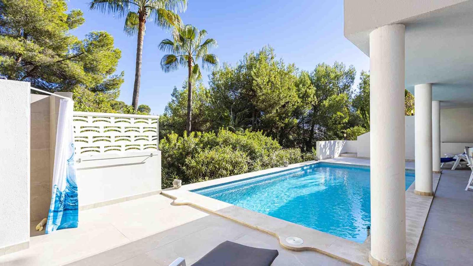 4 soveværelse Villa til salg i Costa de la Calma med swimmingpool - € 2.290.000 (Ref: 8598128)